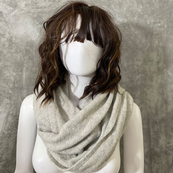 Cynthia Rowley Wool Blend MultifunctionaI infinity circle Scarf Gray Wrap 18x30” - Picture 1 of 6